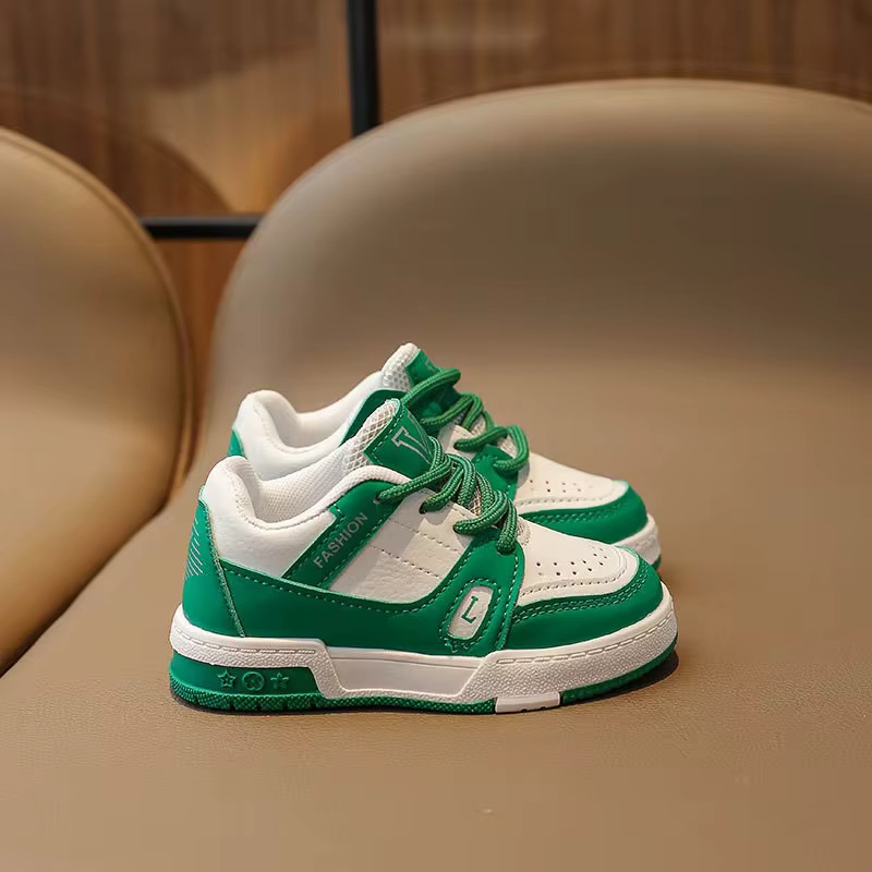Children’s breathable Sneakers 