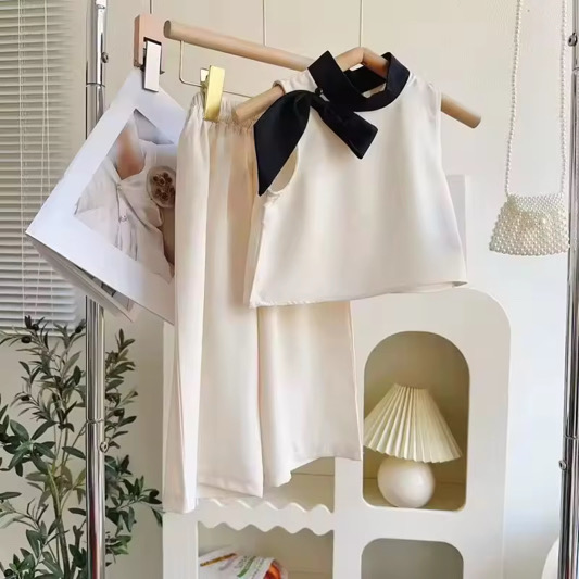 Girls Bowknot Vest trousers two  pieces 